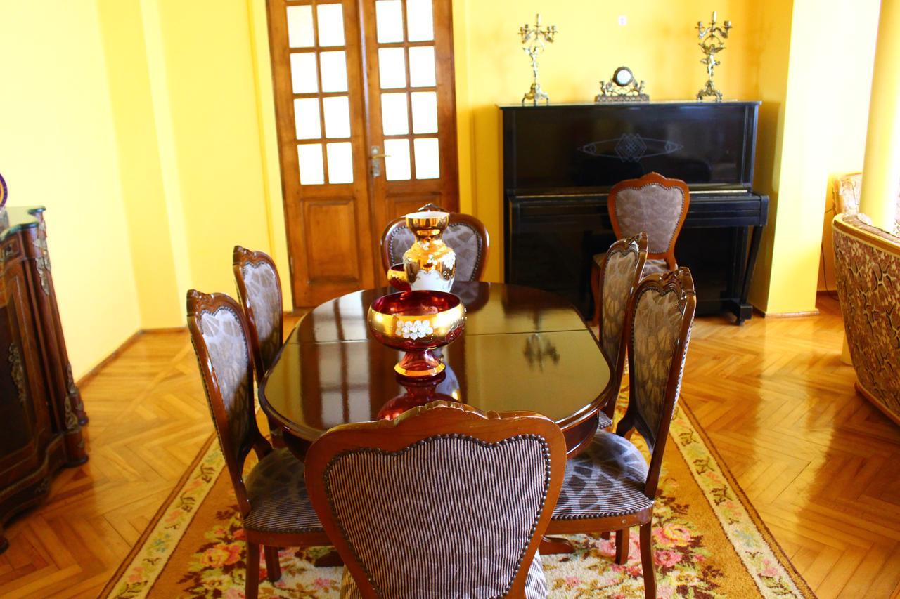Guest House Lazika ساربي المظهر الخارجي الصورة